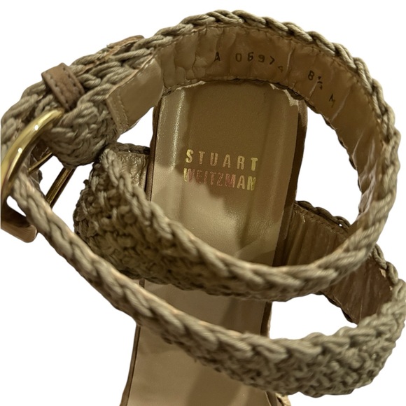 Stuart Weitzman
Alex Crochet Wedge Sandal - Picture 12 of 15